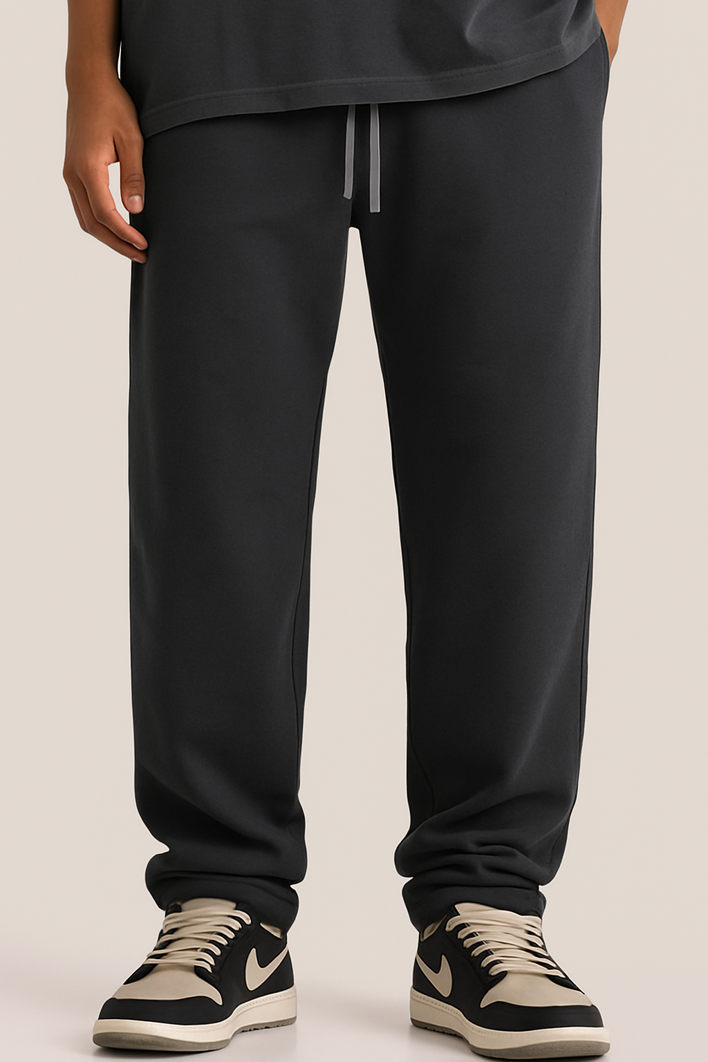 GREY SWEATPANTS