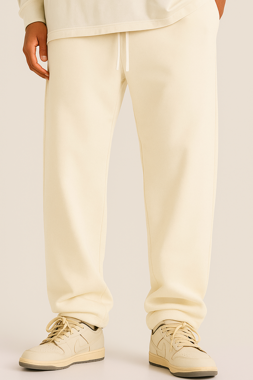 BEIGE SWEATPANTS