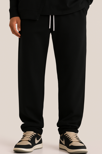 BLACK SWEATPANTS