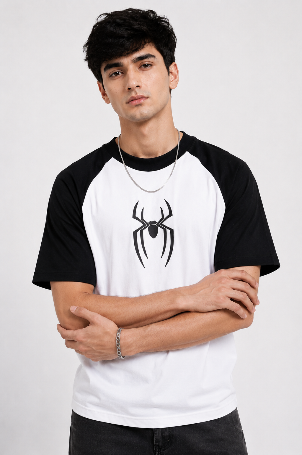 Spider Raglan Oversized T-Shirt