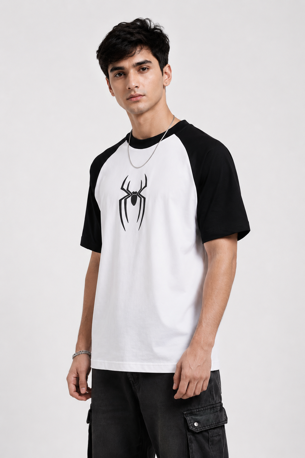 Spider Raglan Oversized T-Shirt